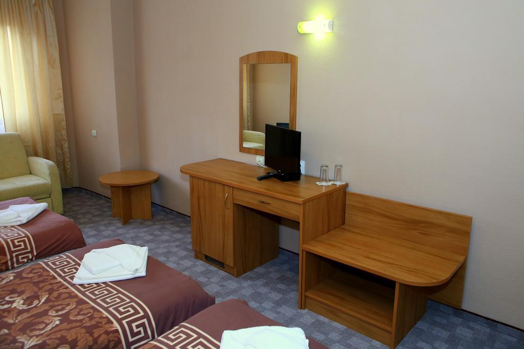 Family Prim Hotel ساندانسكي المظهر الخارجي الصورة
